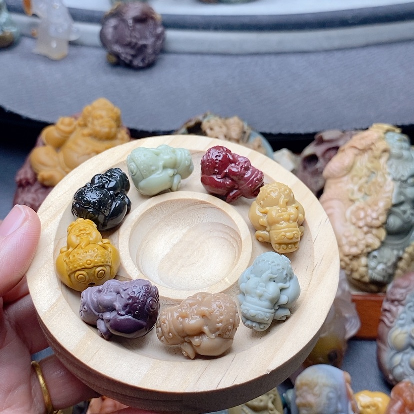 【闪购商品】定制石英质玉吊坠未镶嵌