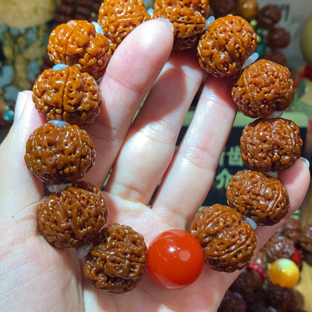 金刚菩提手串521红。玉化。 