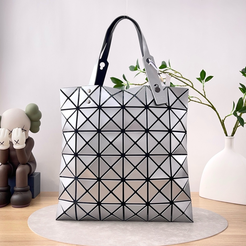 95新 Issey Miyake/三宅一生 Lucent 手提包/1025