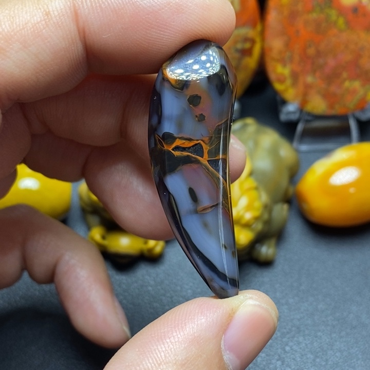 玛瑙/玉髓颈饰未镶嵌