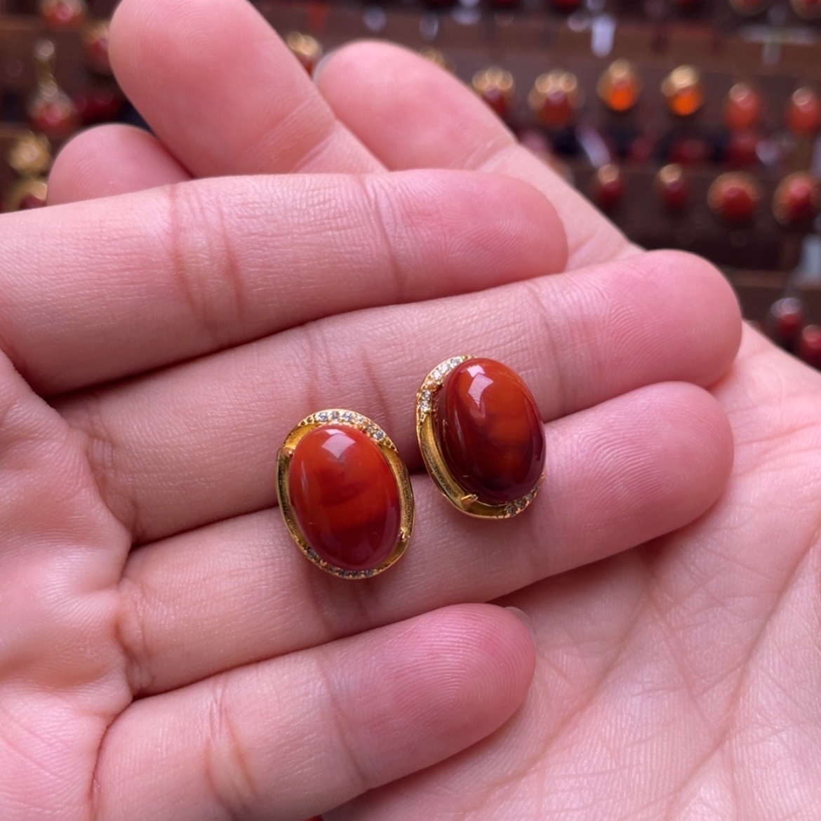 【闪购商品】银S925镶嵌大蛋面耳钉南红玛瑙媛*