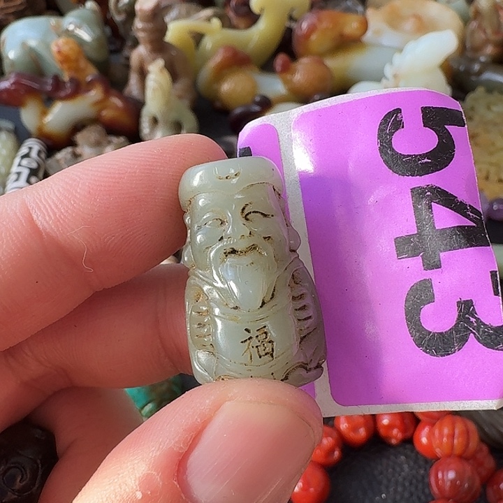 威***武和田玉未镶嵌颈饰