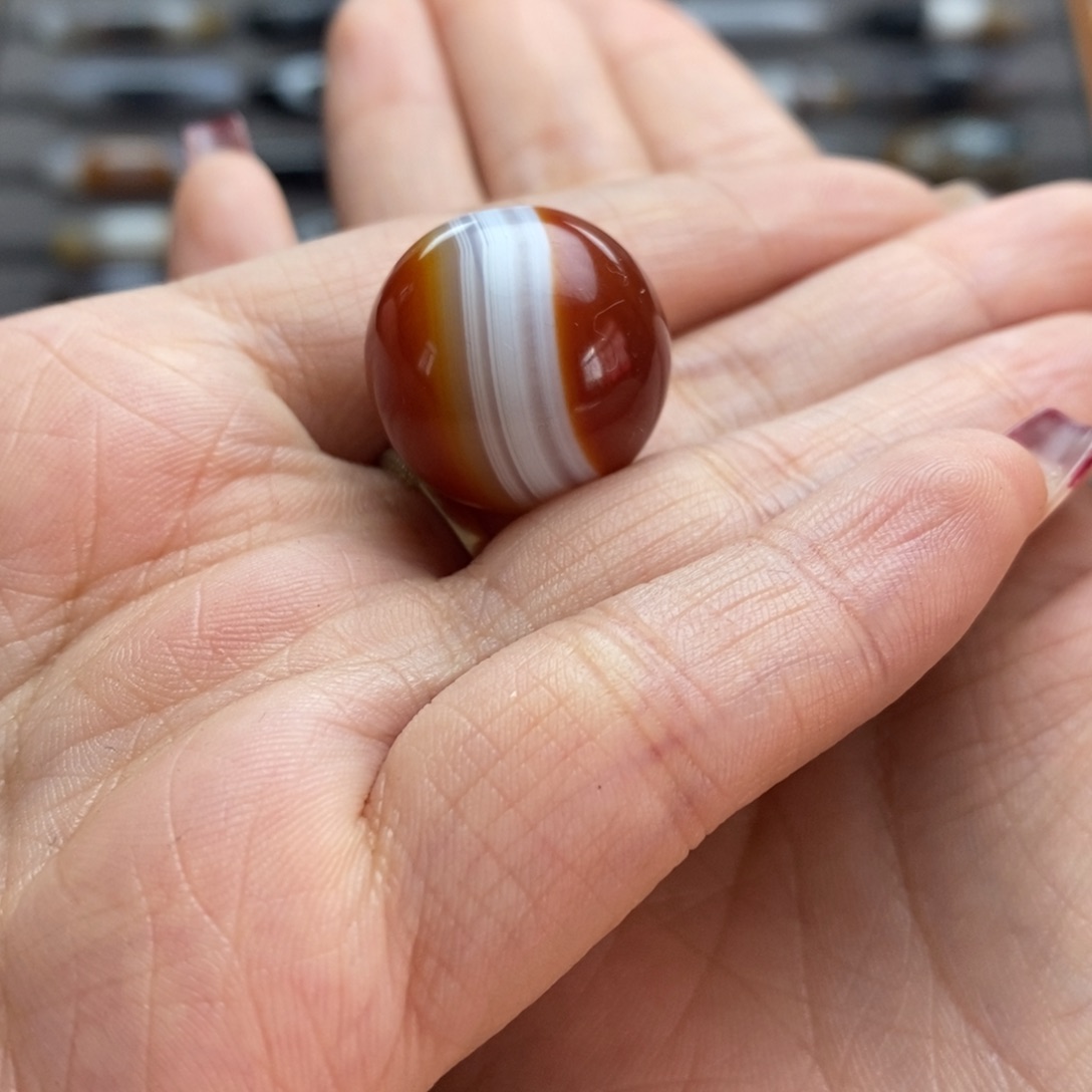 玛瑙/玉髓颈饰未镶嵌周*宇