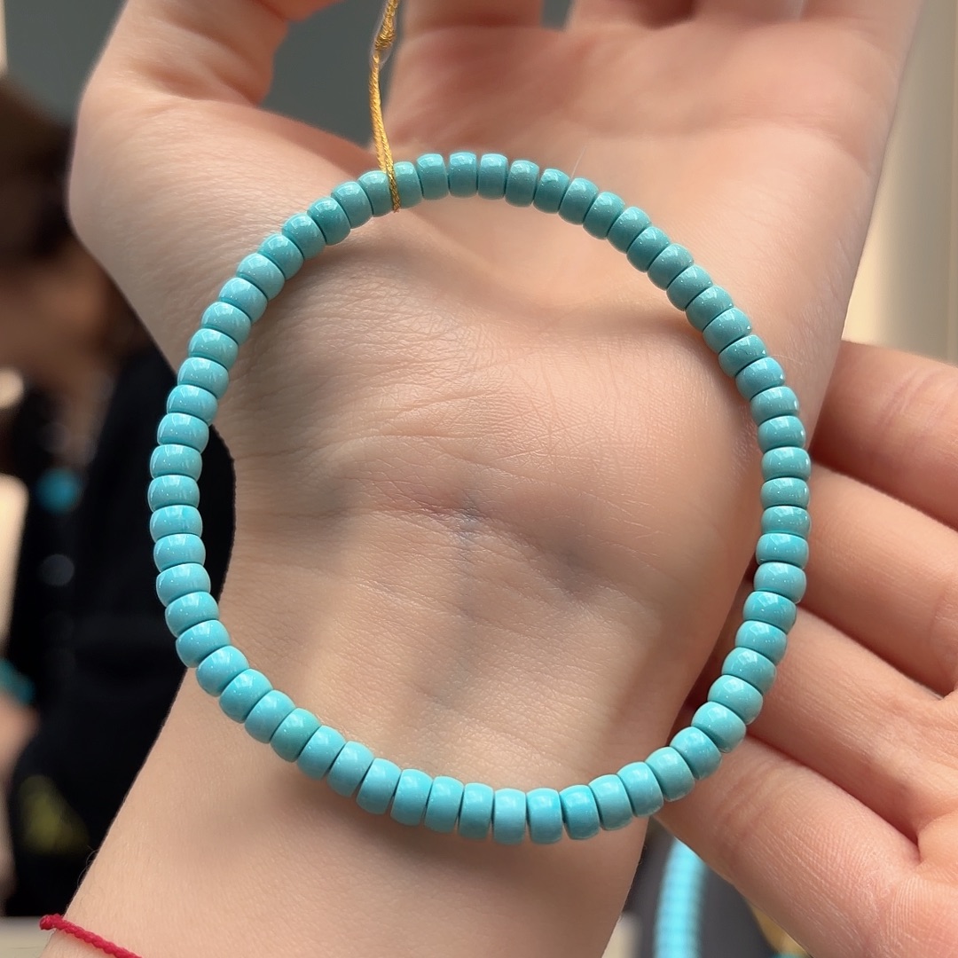 绿松石未镶嵌颈饰