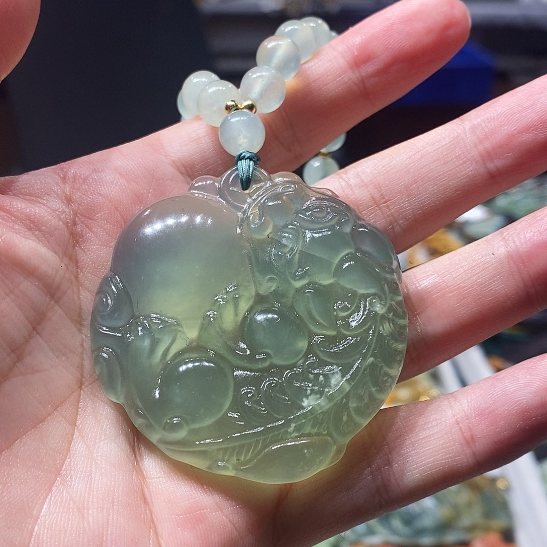 未镶嵌岫玉毛衣链
