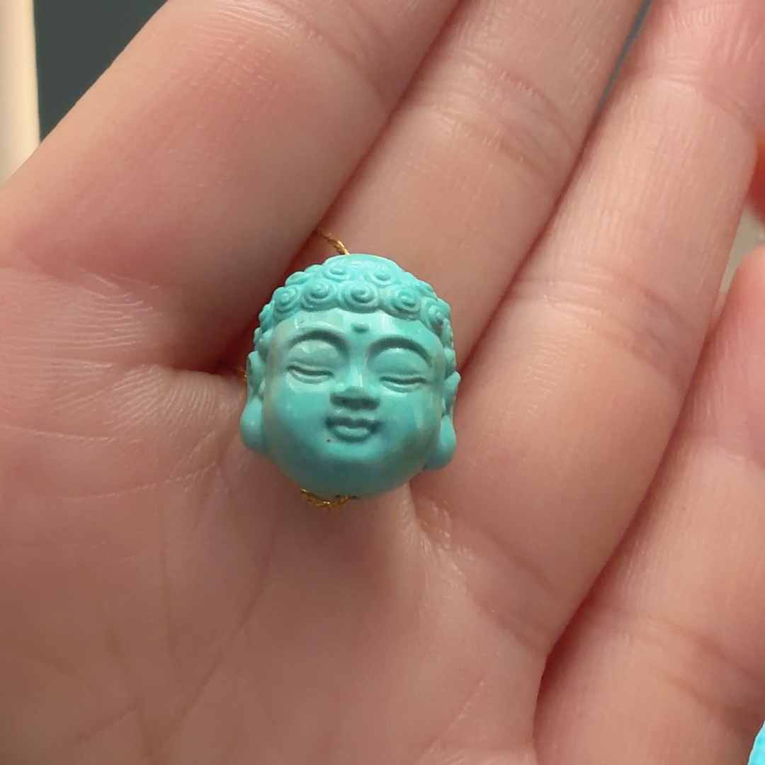 绿松石未镶嵌颈饰