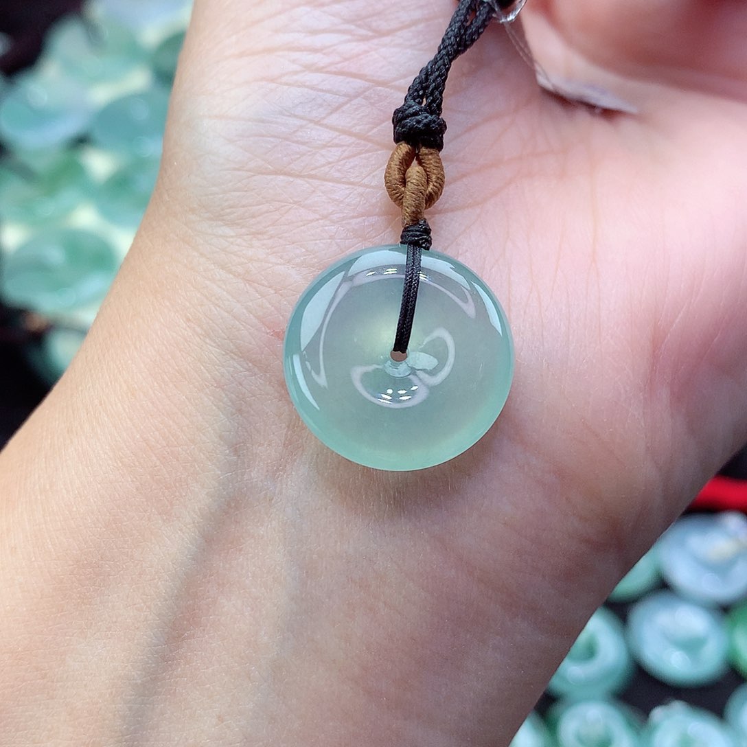 翡翠颈饰未镶嵌8尺寸19.1-5.3