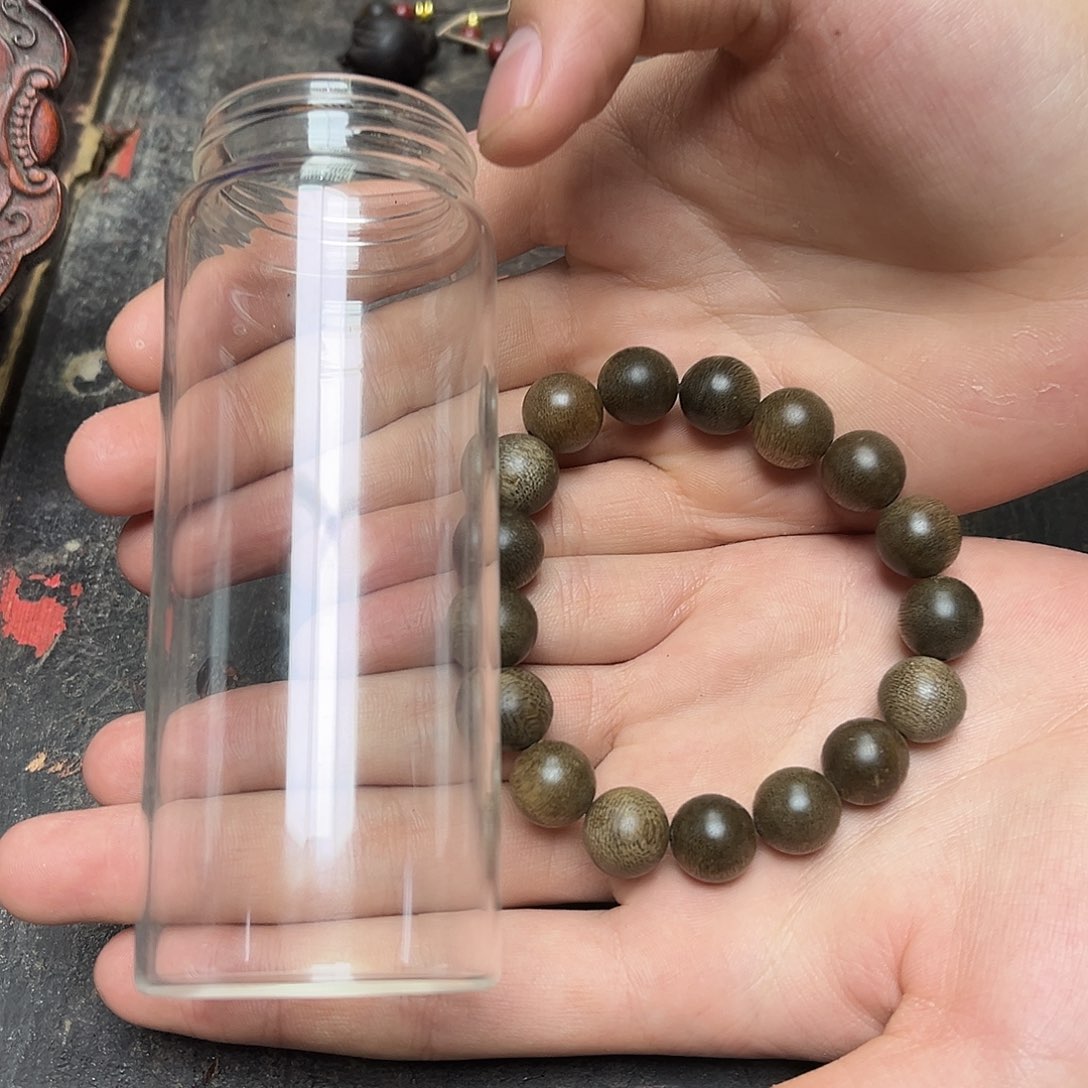 大叶紫檀（黑酸枝木类）