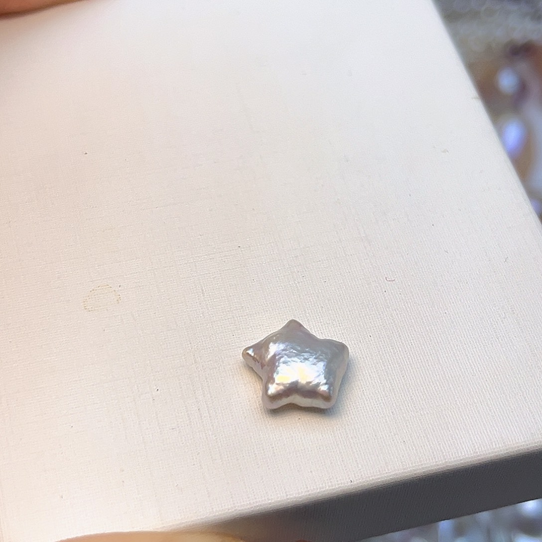 何***疗未镶嵌淡水珍珠颈饰