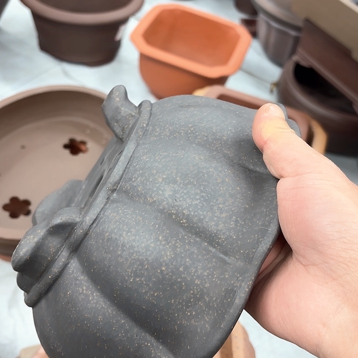 紫砂花盆紫砂的颜色很好看呀