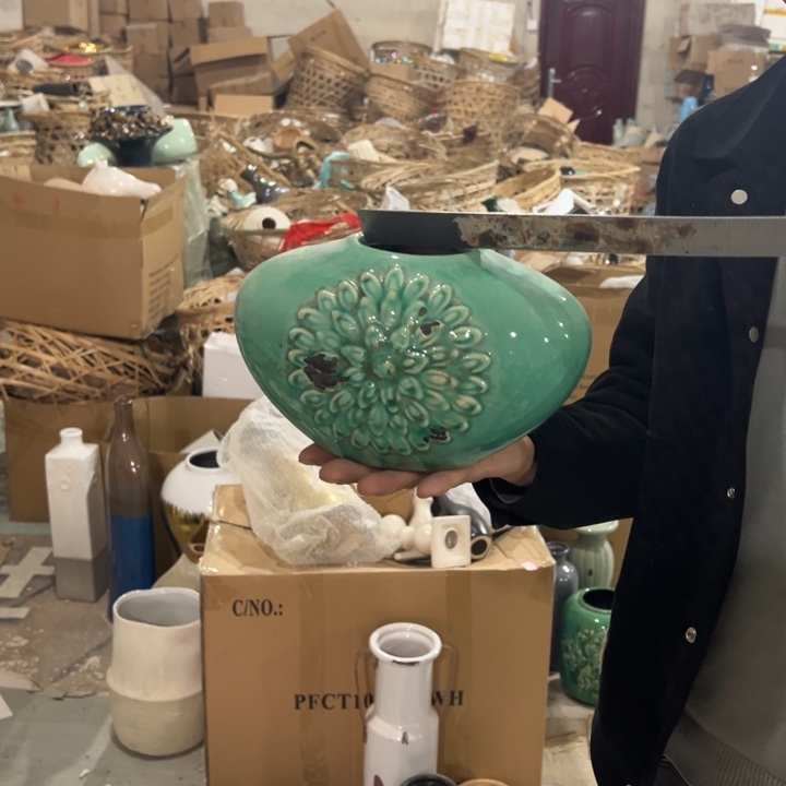 摆件高度14厘米口径7.5厘米微瑕捡漏