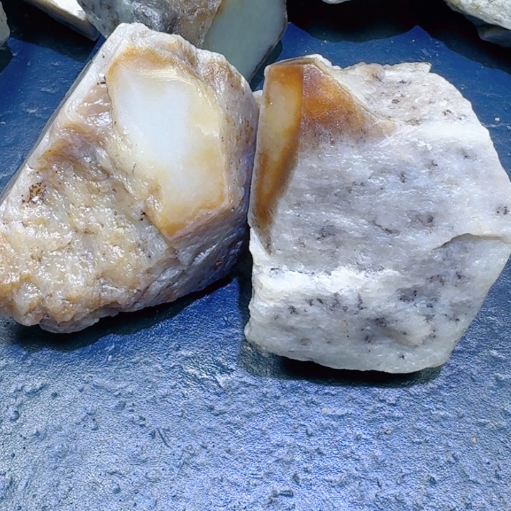 天***蓝和田玉未镶嵌珠宝半成品