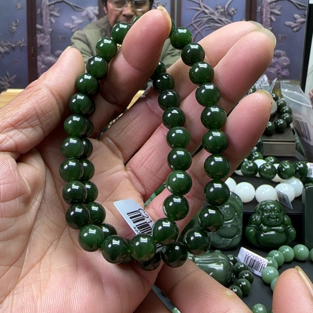 和田玉未镶嵌珠宝奇石