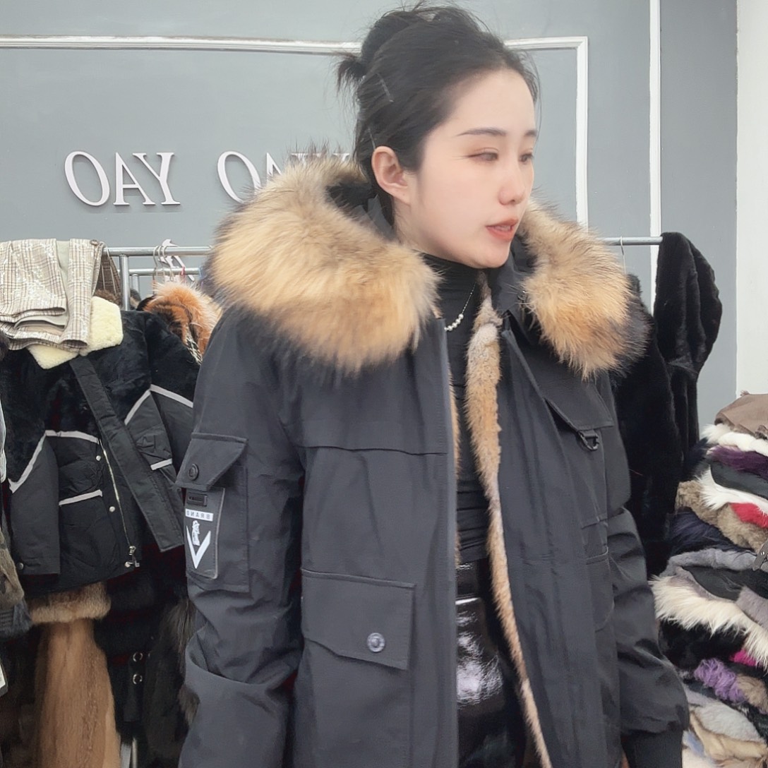 姚小妖家高端皮草