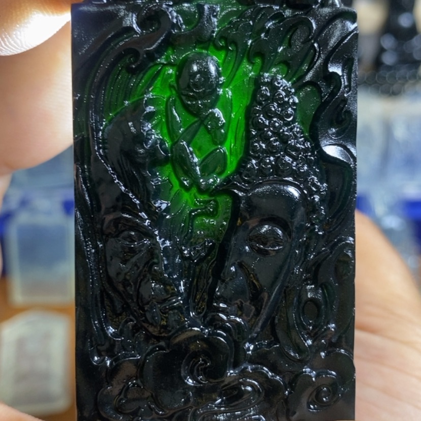 【闪购商品】蛇纹石玉未镶嵌颈饰