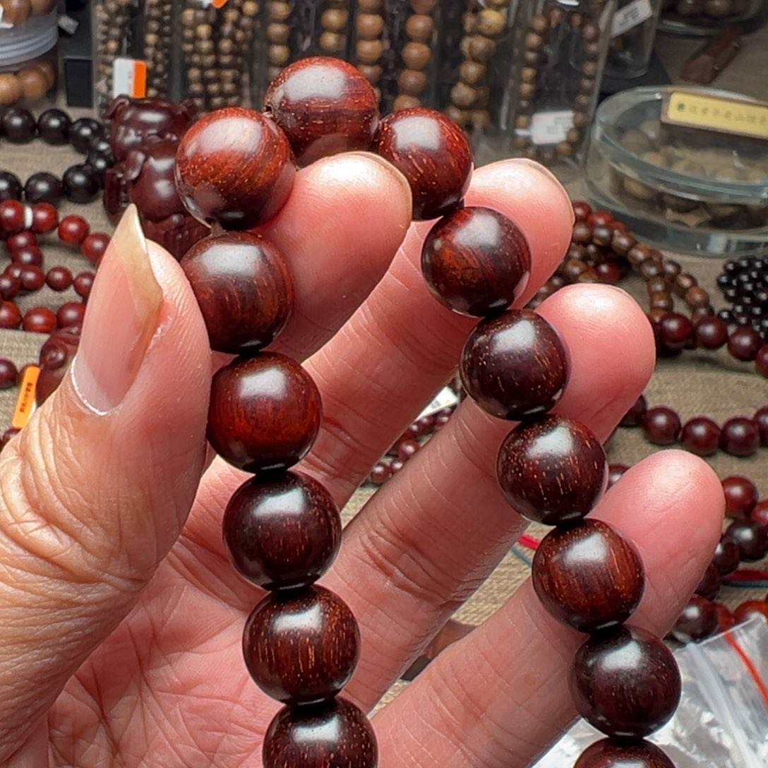 手串/手链檀香紫檀（小叶紫檀）1.2原汁原味牛毛纹