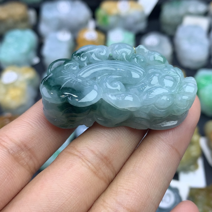 翡翠颈饰未镶嵌天然缅甸翡翠