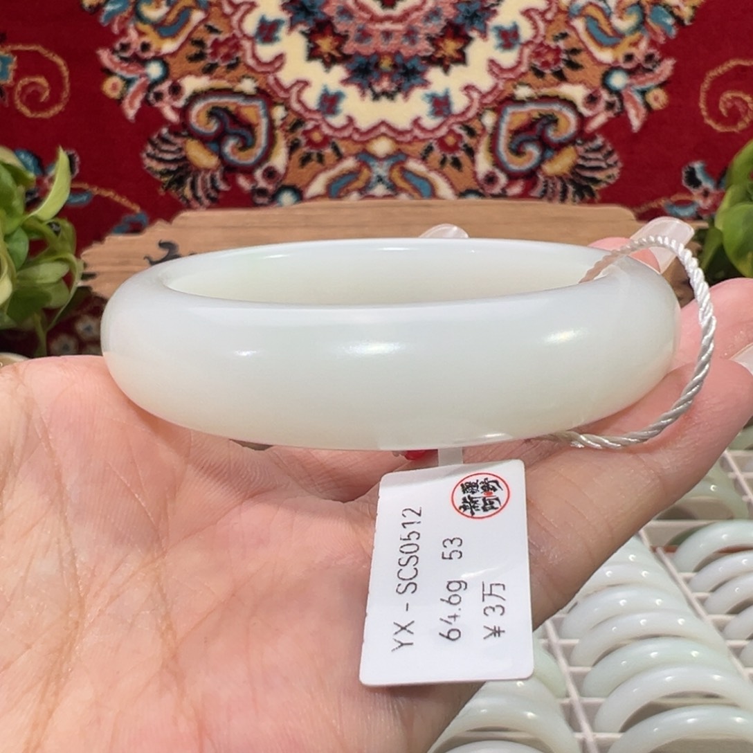 未镶嵌手镯和田玉老坑和田羊脂白玉手镯