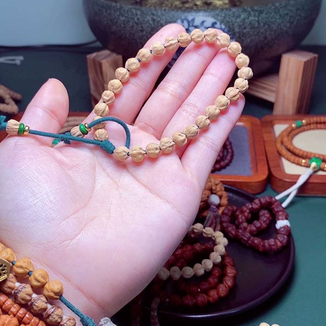 柏香籽/百香籽吊坠138.8莲花