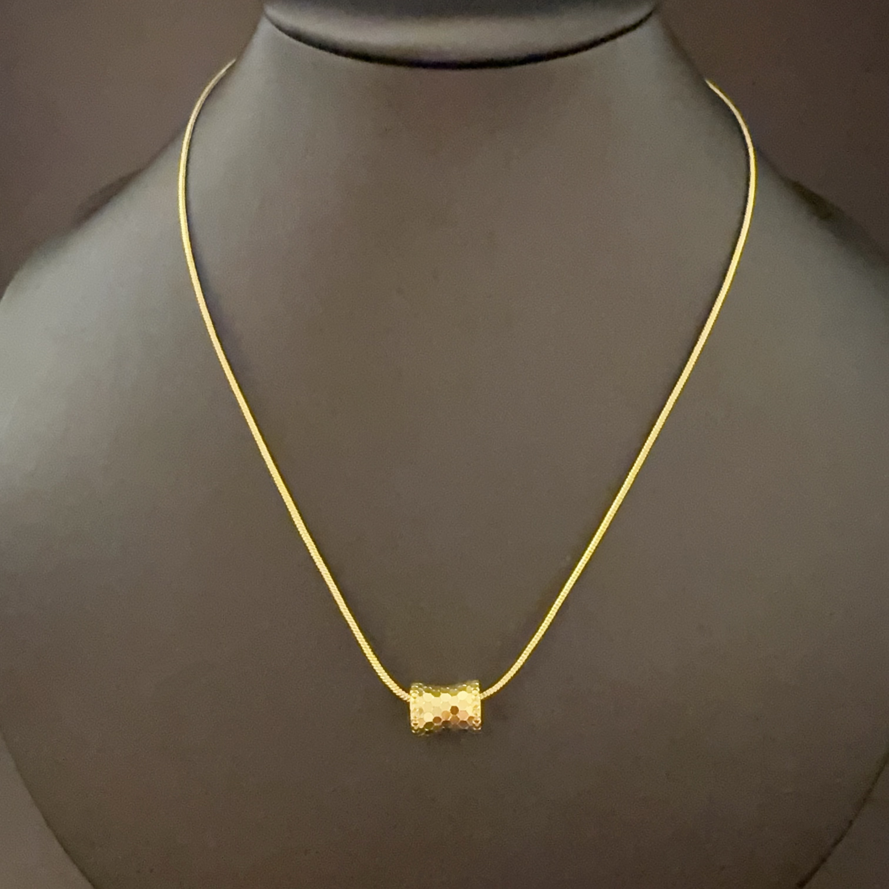 合金项链 时尚简约金属蜂巢小蛮腰项链个性轻奢独特设计感锁骨链