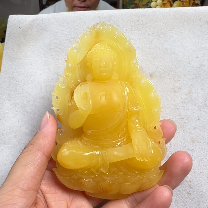 未镶嵌蜜蜡珠宝奇石