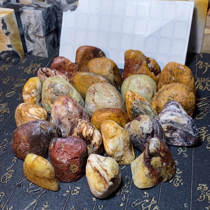 昌化鸡血石印章石