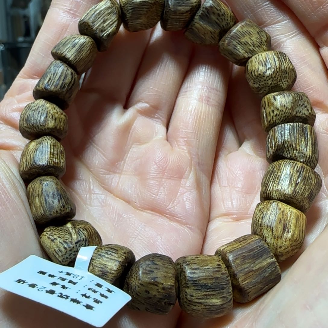 沉香手串军*奇楠沉香乌身随型单圈手串18克+多样性