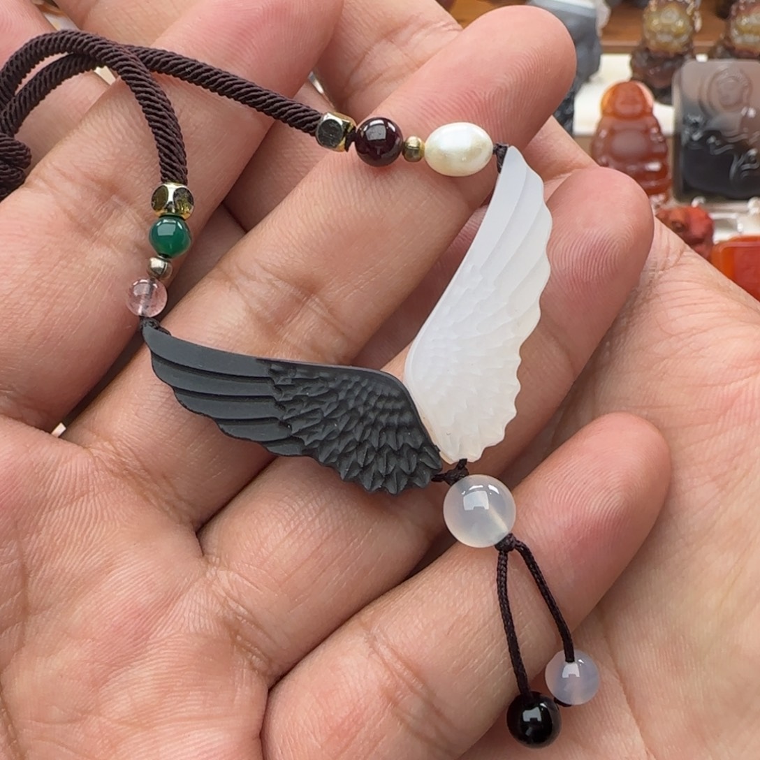 平***庸玛瑙/玉髓未镶嵌颈饰