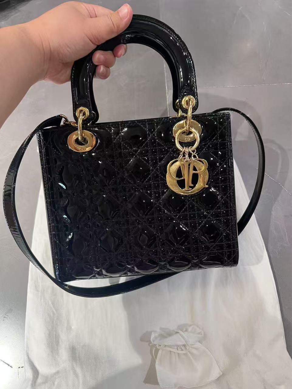 99新 DIOR/迪奥 DIOR/迪奥 戴妃五格 黑金漆皮 手提单肩