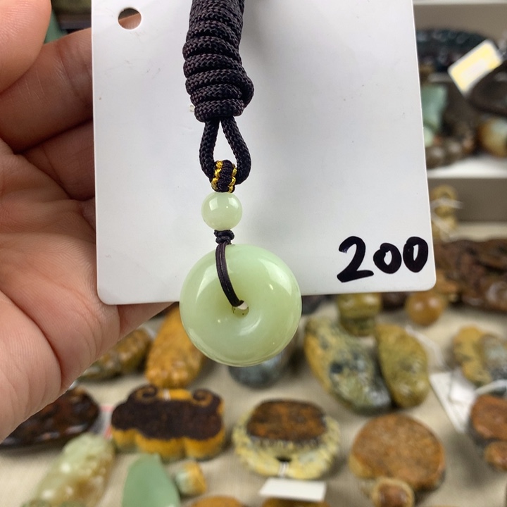 啊***岫岩老玉（透闪石质玉）未镶嵌珠宝奇石