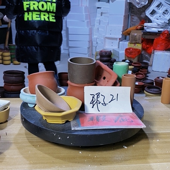 紫砂花盆泊*紫砂花盆