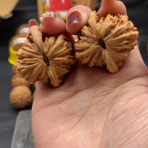 文玩核桃吊坠四座楼
