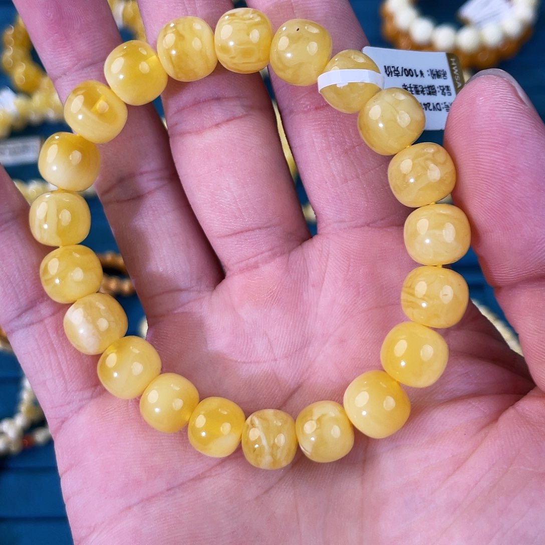 琥珀裸石未镶嵌DY241226B017