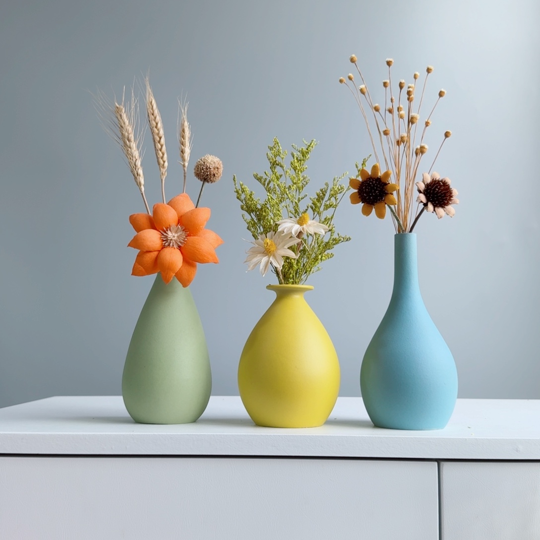 摆件陶瓷小花瓶含花总高约20-30cm