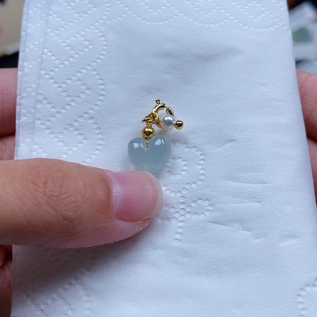 未镶嵌挂件翡翠闪