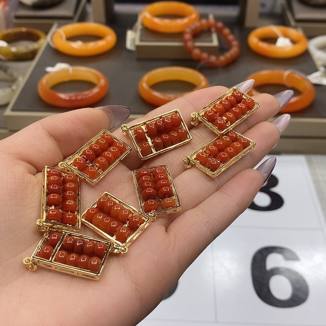 石英质玉未镶嵌手链