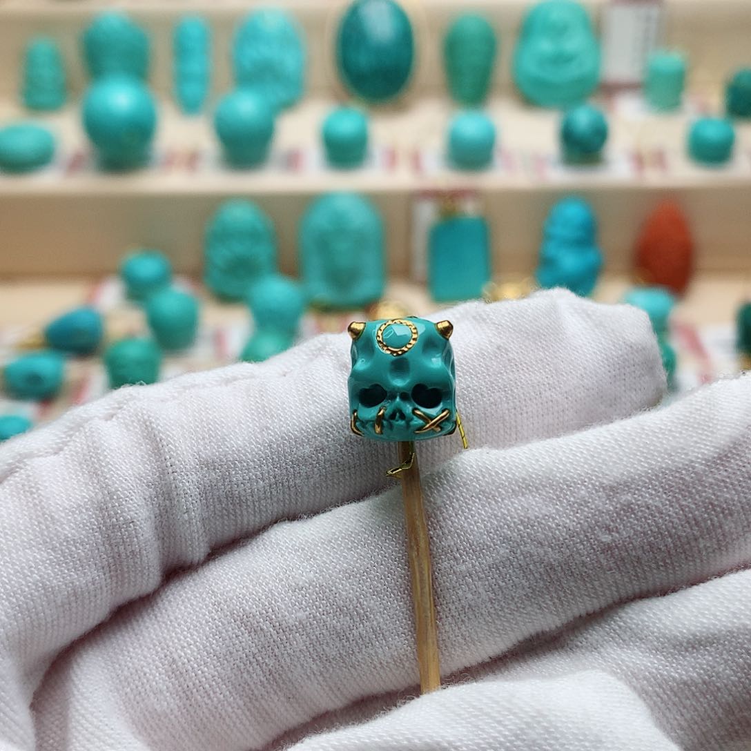 绿松石配饰未镶嵌小**…