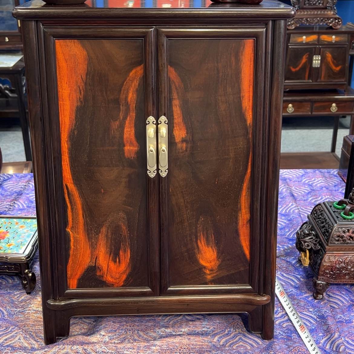 【闪购商品】红酸枝木类成套家具圆角柜