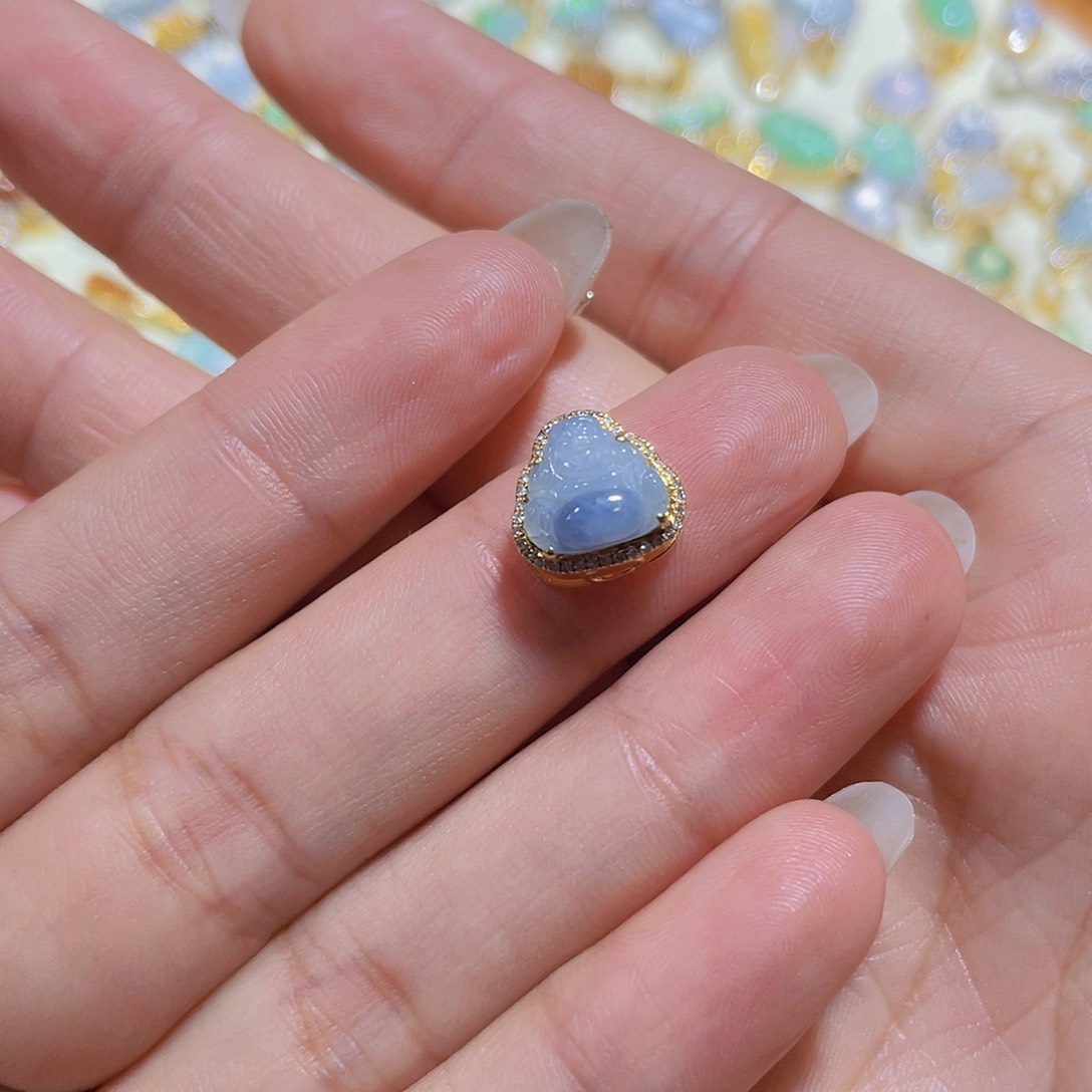 翡翠吊坠(不含链)18K金镶嵌