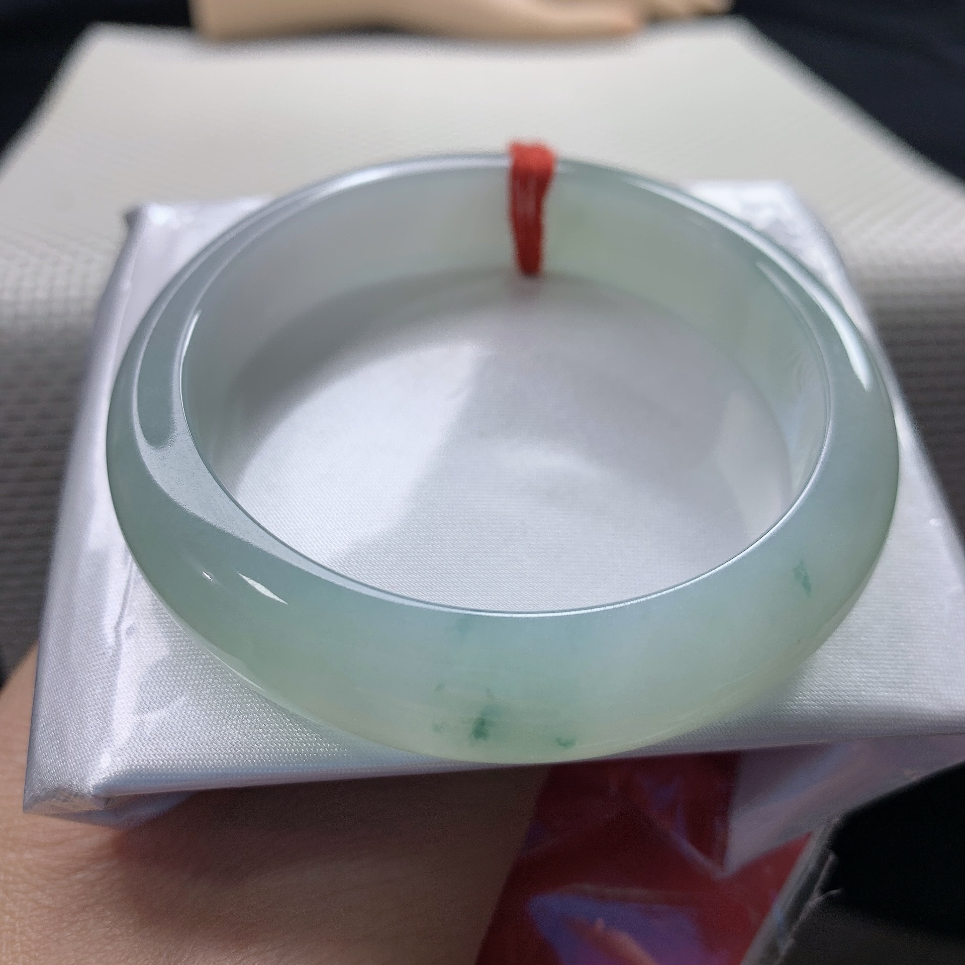 细糯冰飘花54圈正圈翡翠手镯 玉质细腻女款缅甸天然翡翠A货12756