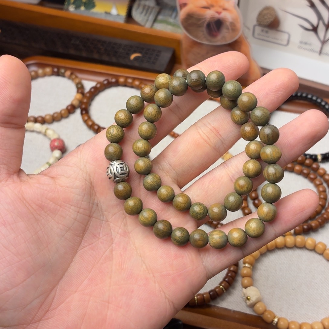 手串/手链维腊木（绿檀）