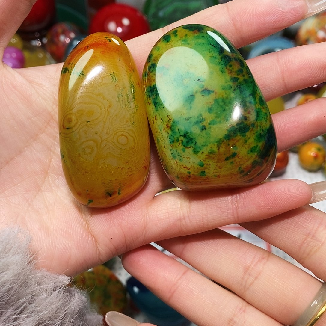 上***.玛瑙/玉髓未镶嵌珠宝奇石