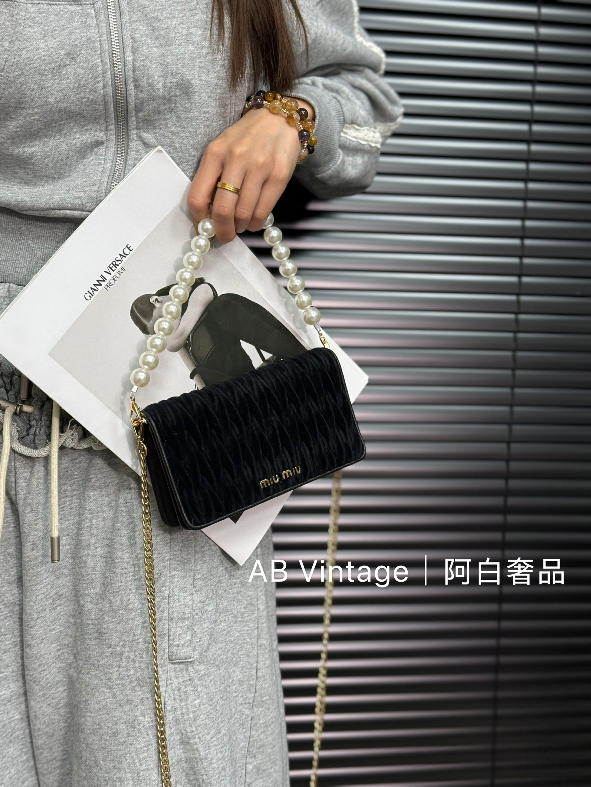 95新 MIU MIU/缪缪 阿白奢品/缪缪 丝绒woc包