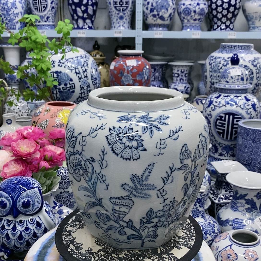 【闪购商品】摆件冰裂纹八角花瓶……