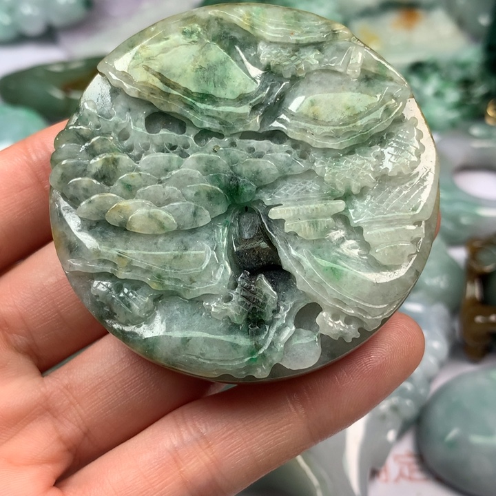 翡翠未镶嵌颈饰翡翠