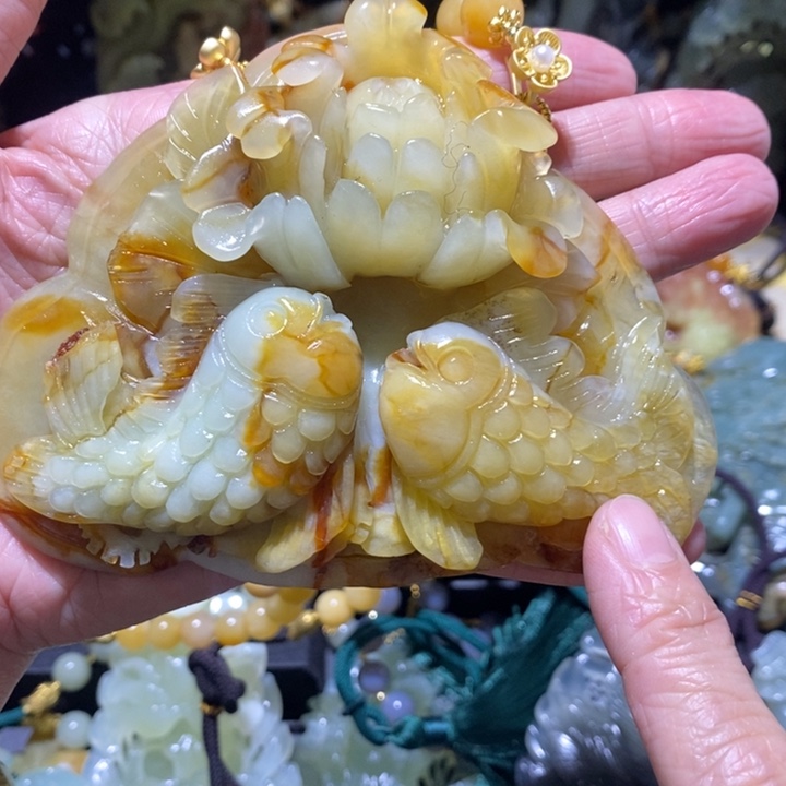 岫玉吊坠(赠链)未镶嵌