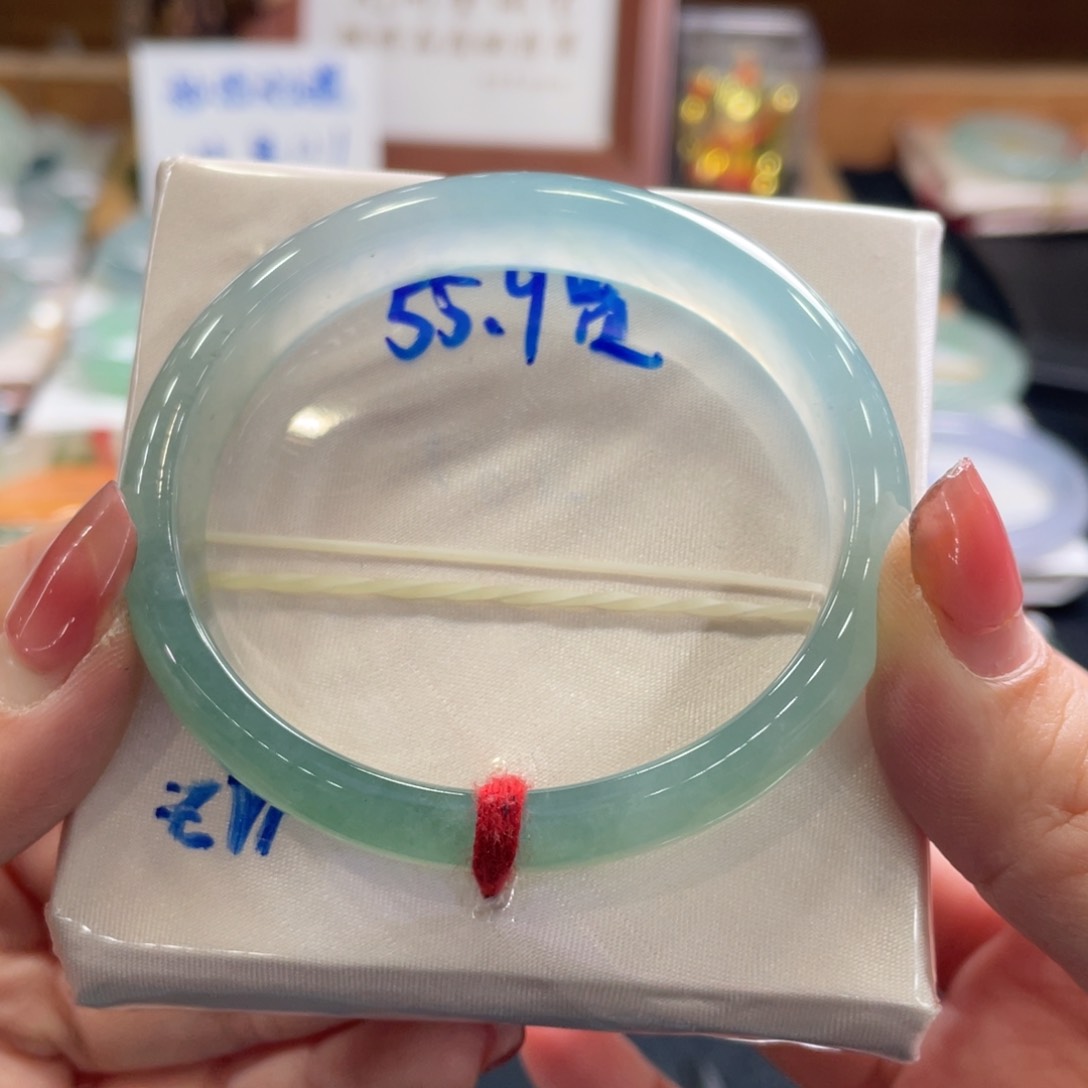 翡翠手镯未镶嵌55.9贵