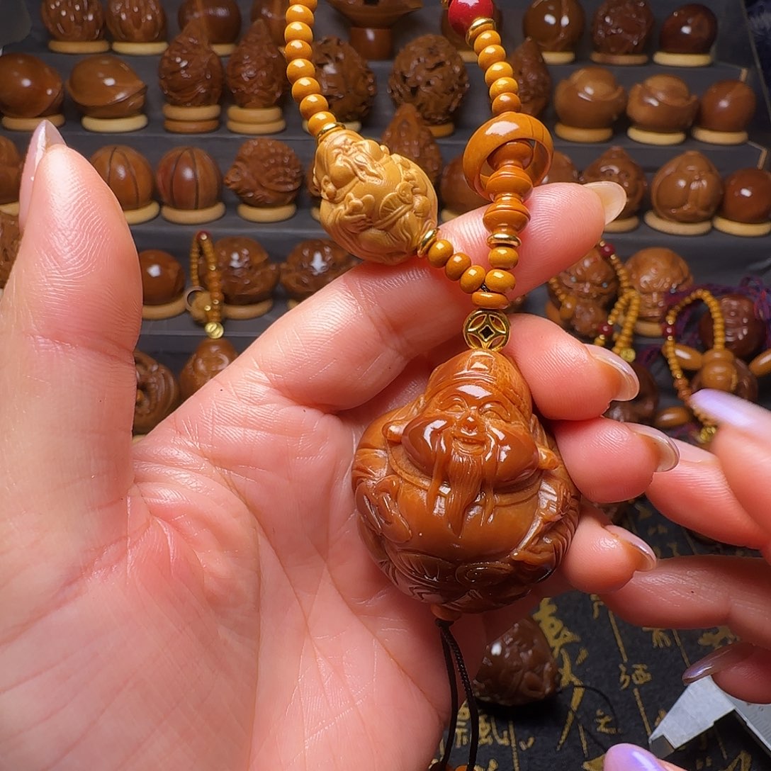 一****橄榄核手串/手链财神4.0左右