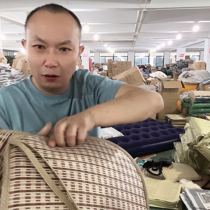 羊羔毛卡其条纹藤坐垫发一