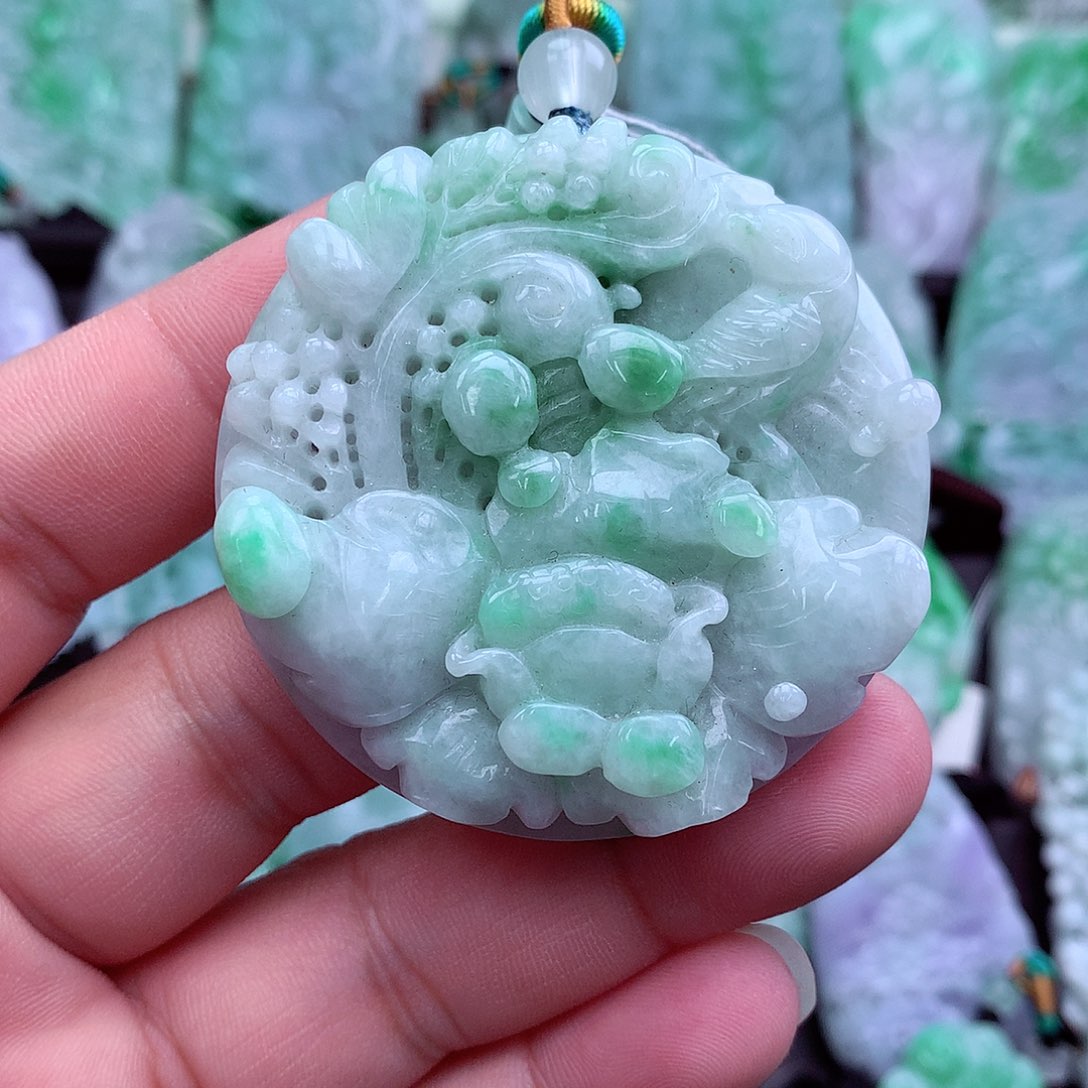 翡翠吊坠(不含链)未镶嵌
